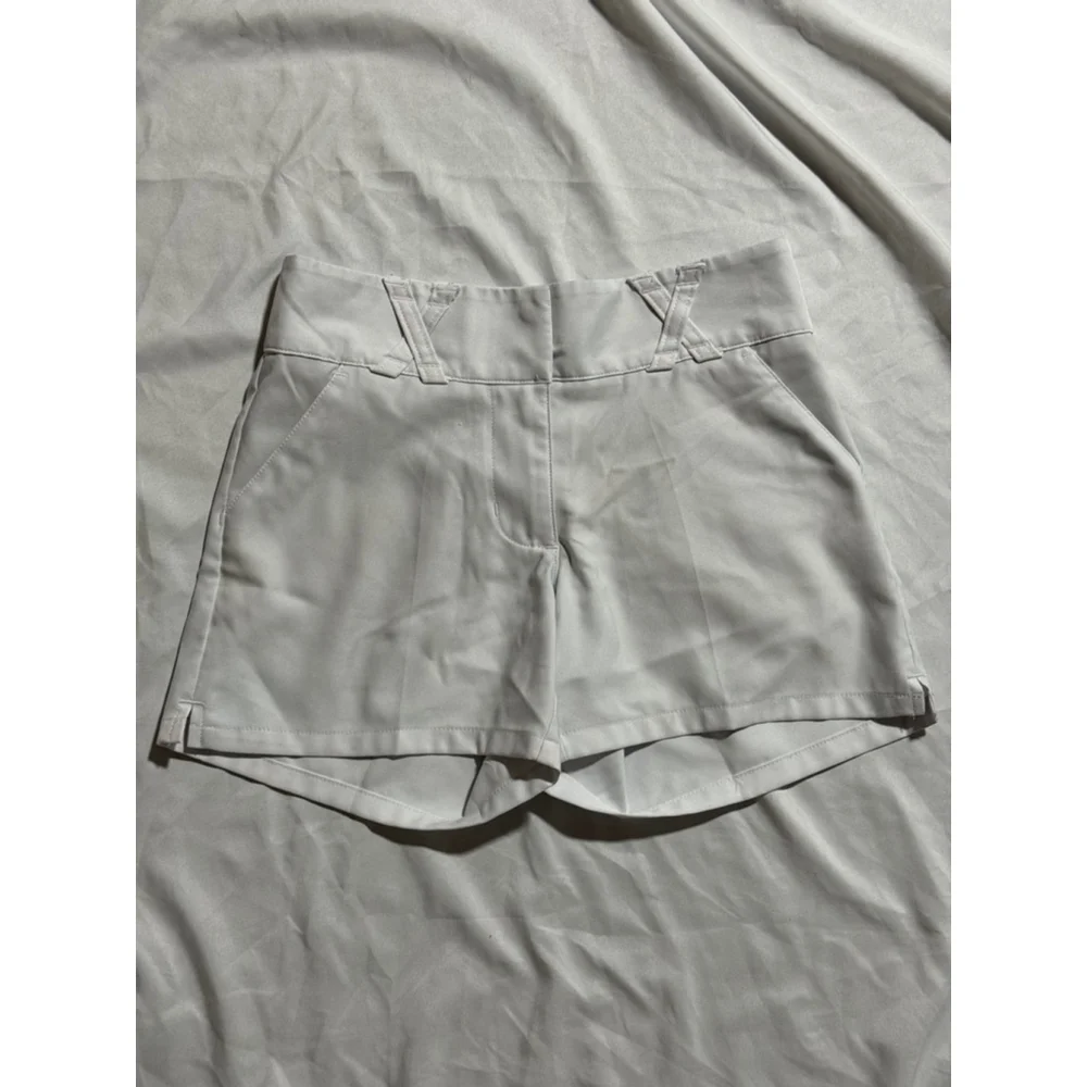 Adidas White golf Shorts Size M - Picture 1 of 3